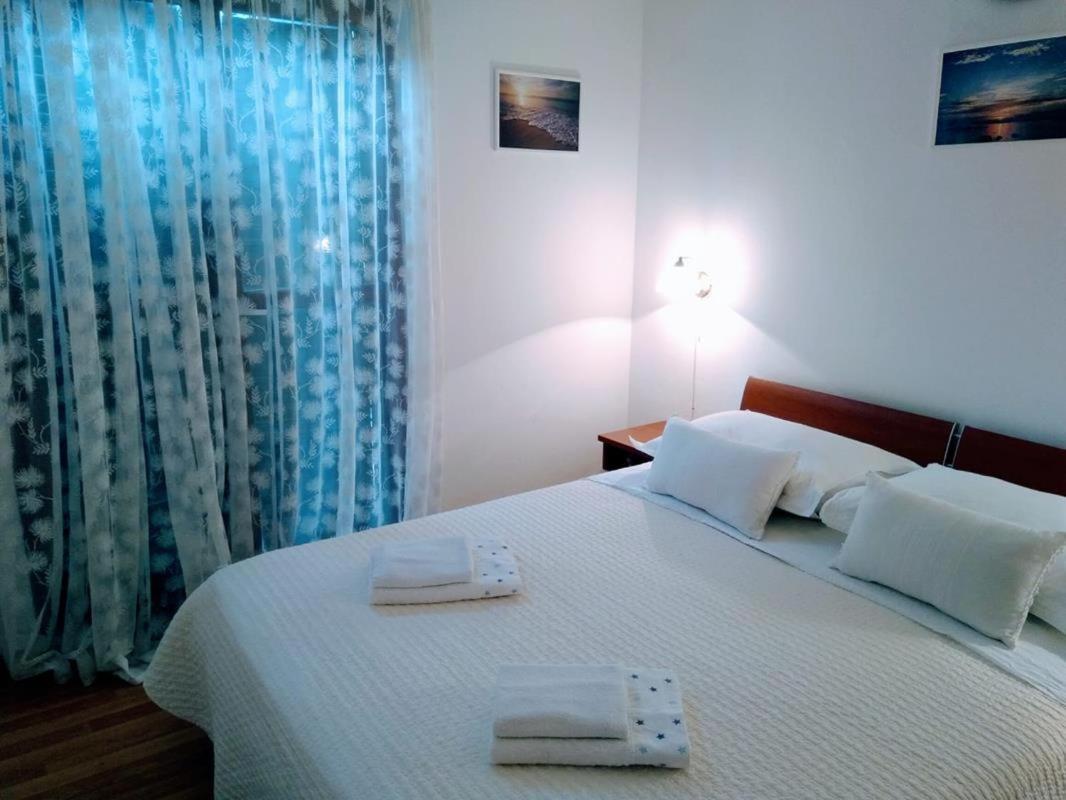 Ferienwohnung Apartman Sutivan Exterior foto